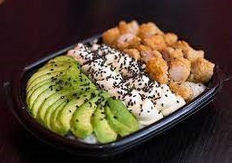 Sushi Salad de Langostino - Base de Arroz, Langostinos, Queso y Palta